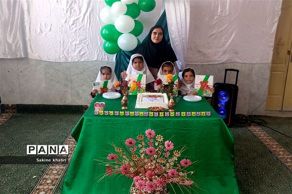 جشن قرآن کلاس اولی ها در دبستان شهید مدنی