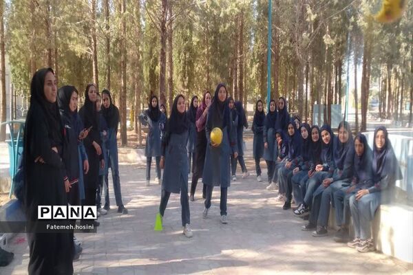 برگزاری برنامه صبح نشاط در پارک ولیعصر مروست
