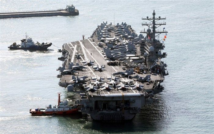 ناو هواپیمابر آمریکایی مجهز به سلاح هسته‌ای وارد کره جنوبی شد
