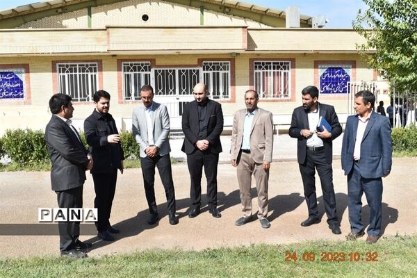بازدید مدیرکل دفتر توسعه عدالت آموزشی و آموزش عشایر از مدارس و خوابگاه دانش‌آموزان عشایری