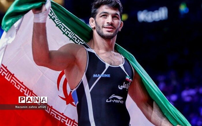 یزدانی با دوبنده «انبوه‌سازان هوتن» روی دایره طلایی لیگ برتر