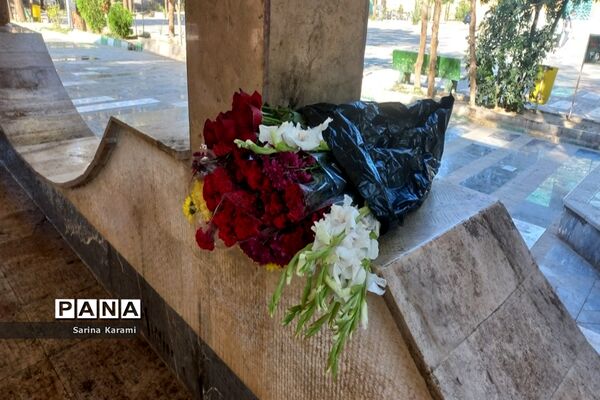 مراسم غبارروبی و میثاق با شهدای شهرستان رباط کریم
