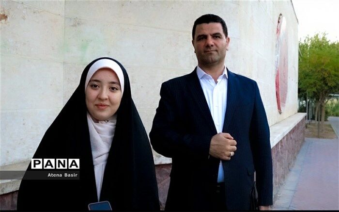 دانش‌آموزان باید مهارت‌های لازم را برای استفاده از فضای مجازی کسب کنند / فیلم