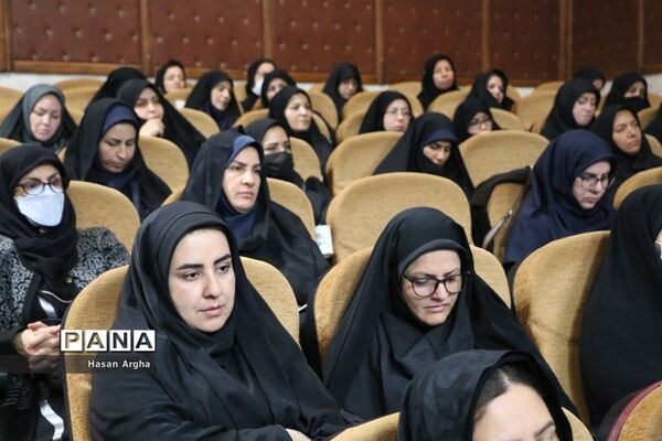 دوره توانمندسازی مدیران و معاونان پرورشی زنجان