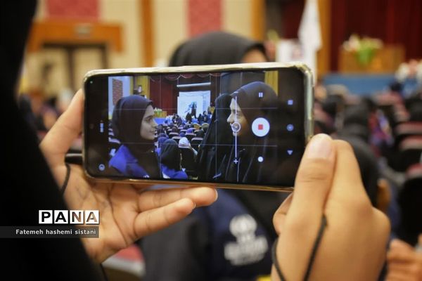 دومین روز از اردوی ملی آموزش دانش‌آموز خبرنگاران دختر