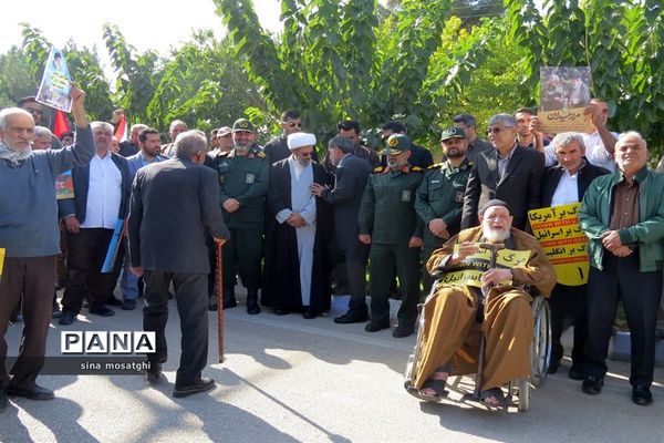 برگزاری راهپیمایی برای حمایت از کودکان فلسطینی در بجنورد