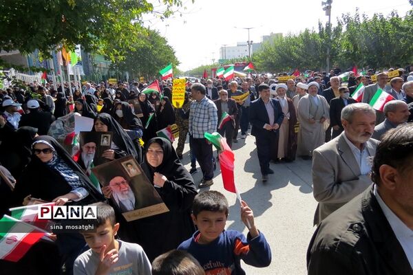 برگزاری راهپیمایی برای حمایت از کودکان فلسطینی در بجنورد