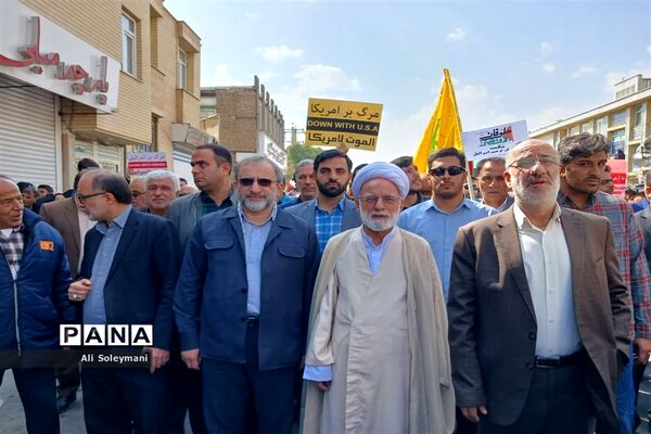راهپیمایی مردم استان مرکزی در حمایت از مقاومت فلسطین