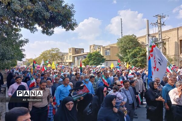 راهپیمایی مردم استان مرکزی در حمایت از مقاومت فلسطین