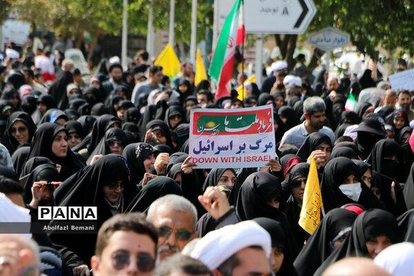 راهپیمایی مردم قم در حمایت از مبارزان فلسطینی