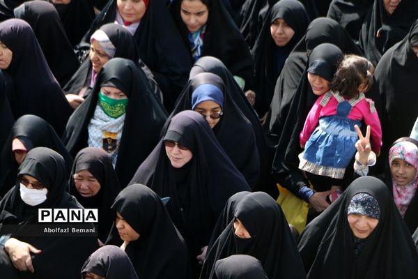 راهپیمایی مردم قم در حمایت از مبارزان فلسطینی