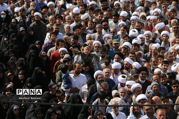 راهپیمایی مردم قم در حمایت از مبارزان فلسطینی