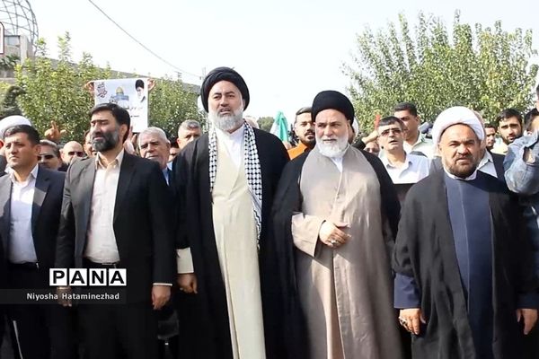 حضور پرشور مردم ناحیه دو بهارستان در راهپیمایی پیروزی مقاومت فلسطین