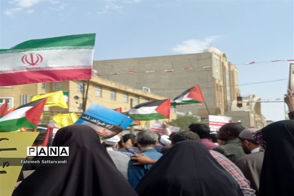 حضور کودکان و نوجوانان قمی در راهپیمایی حمایت از ملت فلسطین