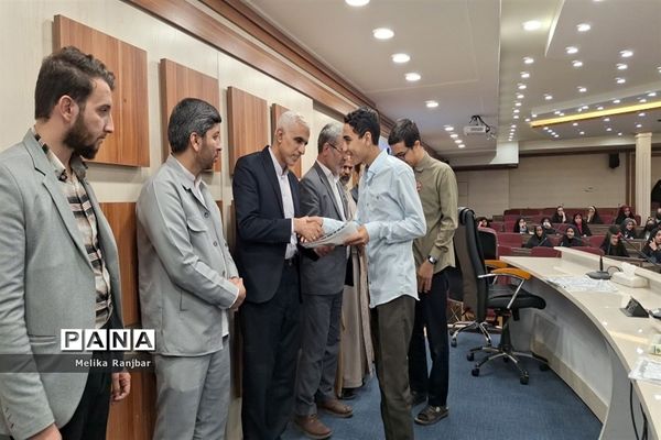 آیین افتتاحیه مسابقه درس‌هایی از قرآن در قم