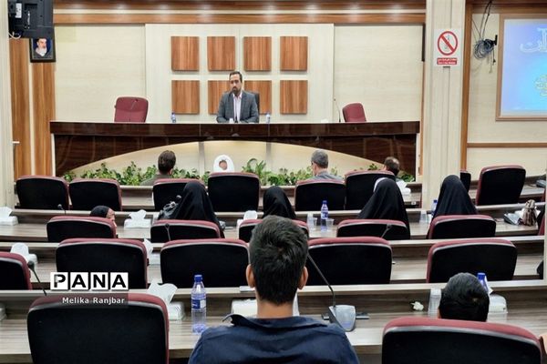 آیین افتتاحیه مسابقه درس‌هایی از قرآن در قم