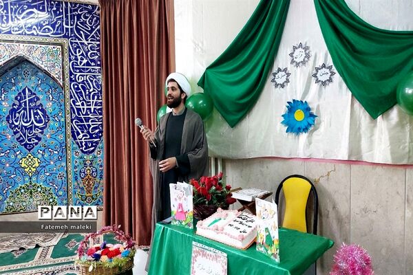 برگزاری جشن قرآن در مدرسه حضرت صدیقه ملارد