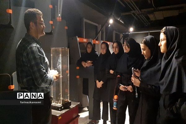 اردوی یک‌روزه علمی_تربیتی دانش‌آموزان دبیرستان هفده شهریور شهرستان فیروزکوه در پارک علوم و فناوری پردیس