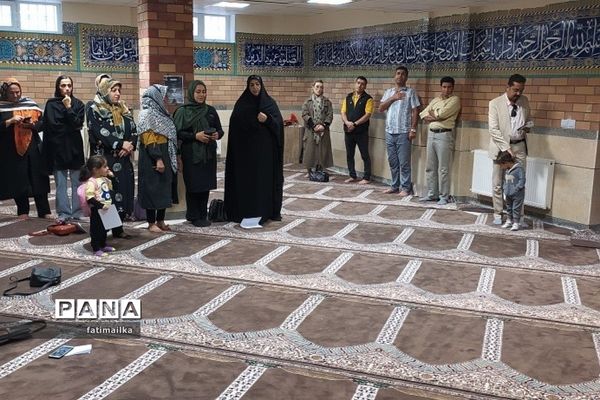 جلسه انتخابات انجمن اولیا و مربیان در دبیرستان دخترانه سردار شهید سلیمانی شهرستان فیروزکوه