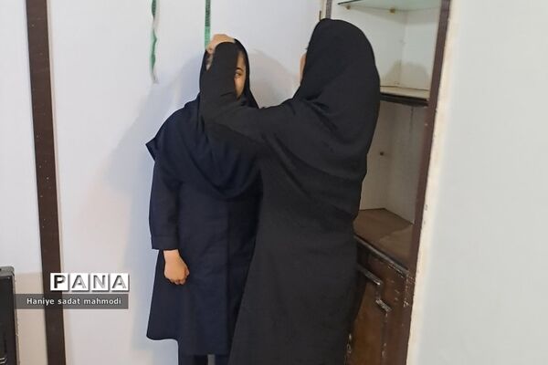 بررسی وضعیت سلامت جسمانی دانش‌آموزان دبیرستان نوین‌آفرین رودهن