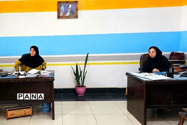 انتخابات انجمن اولیا و مربیان در دبستان ام البنین یک ناحیه یک شهرری