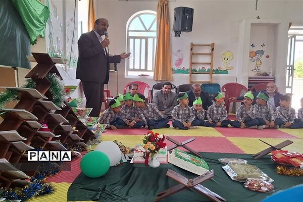 جشن قرآن دانش‌آموزان پایه اول ابتدایی در شهرستان مهریز