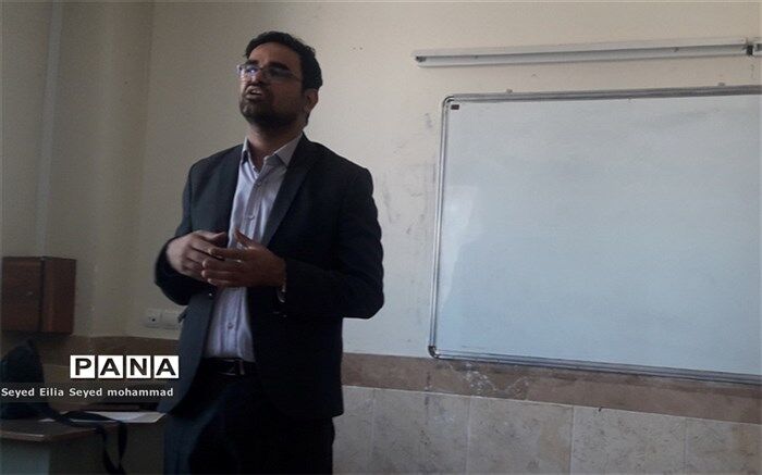 عامل اصلی اعتیاد، کنجکاوی جوانان و نوجوانان است