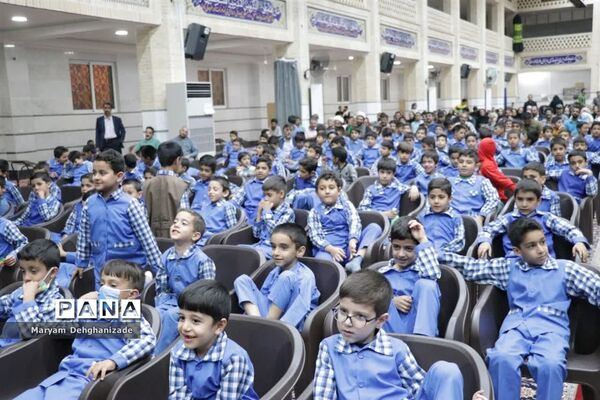 جشن قرآن دبستان علم و ادب در مسجد امام حسن مجتبی (ع) شهرستان مهریز