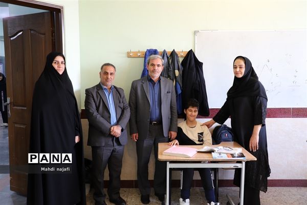 روزجهانی عصای سفید  با دانش‌آموزان روشن دل تبریزی