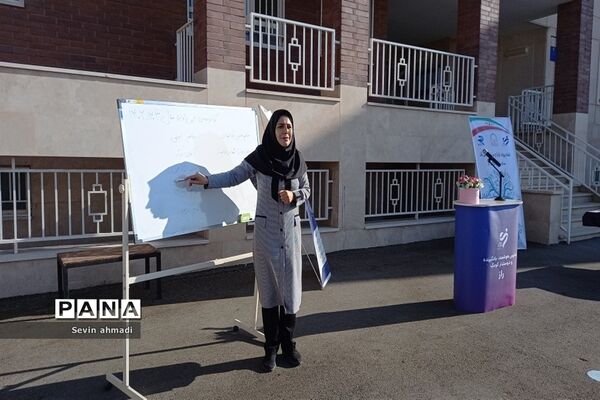 انتخابات انجمن اولیاء و مربیان آموزشگاه راز صفادشت