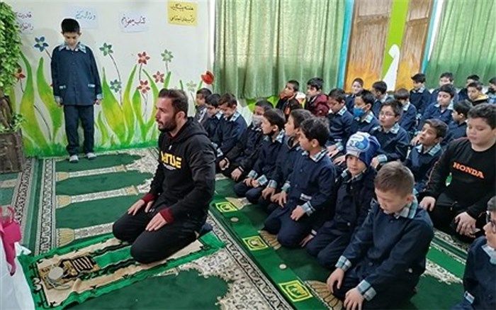 نمازخانه‌های مدارس رودهن فعالیت پویا و ثمربخش دارند