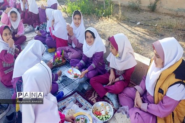 صبحانه سلامت در دبستان بوستان شهرستان بن