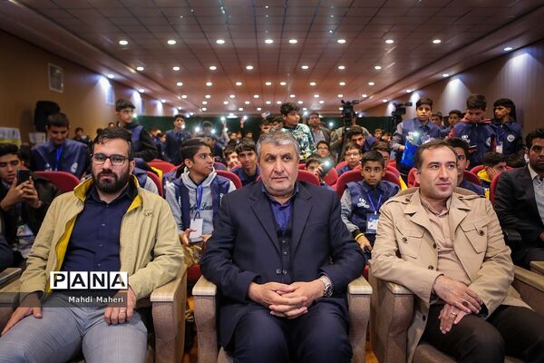 حضور رئیس سازمان انرژی اتمی در اردوی ملی و تخصصی آموزش خبرنگاری پانا(ویژه پسران)