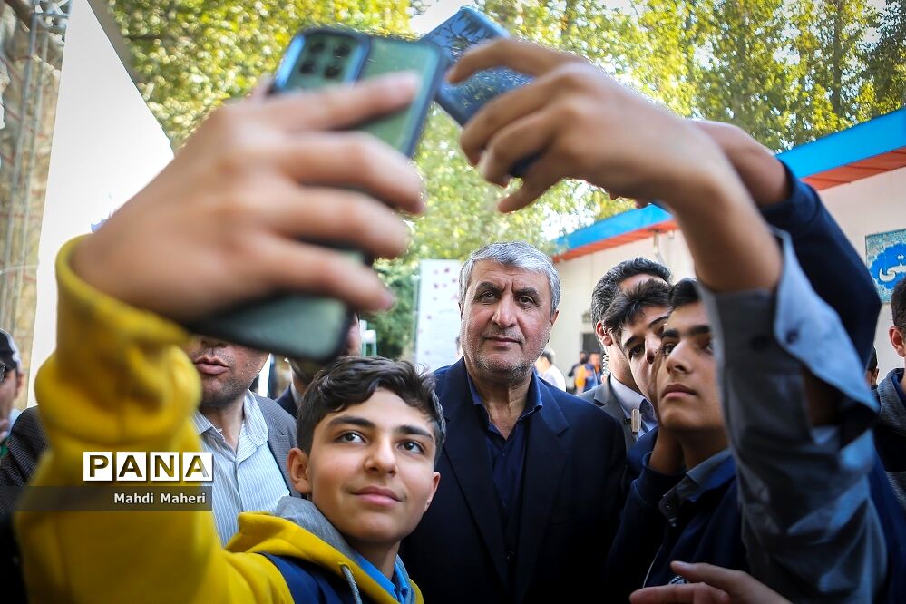 حضور رئیس سازمان انرژی اتمی در اردوی ملی و تخصصی آموزش خبرنگاری پانا(ویژه پسران)
