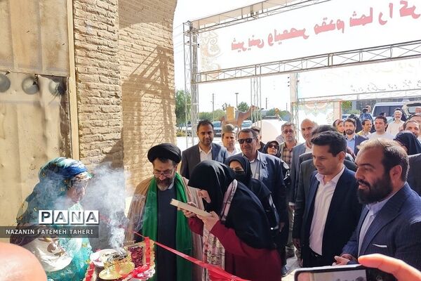 افتتاح جشنواره اقوام ایران زمین در کاروانسرای کنارگرد فشافویه