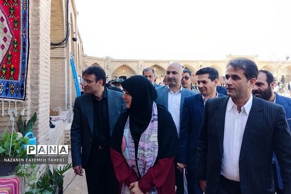 افتتاح جشنواره اقوام ایران زمین در کاروانسرای کنارگرد فشافویه