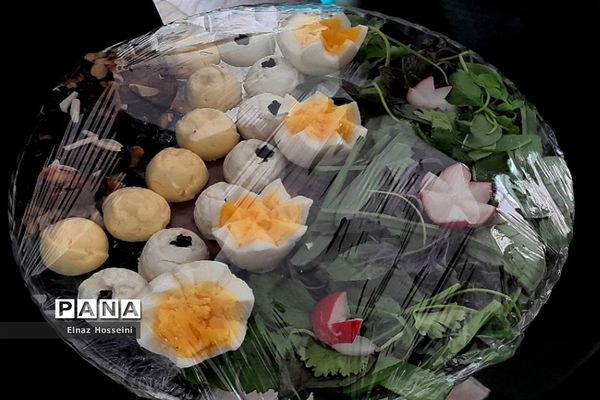 جشنواره صبحانه سالم در روز جهانی غذا در دبیرستان پژمان بختیاری