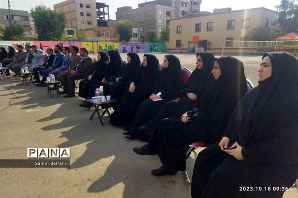 جشن هفته سلامت‌روان در مدرسه ریحانه النبی در شهرستان قرچک