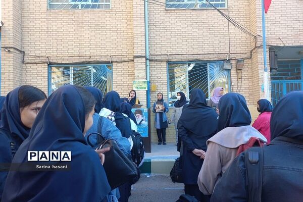 هفته بهداشت‌روان در دبیرستان آزاده رودهن