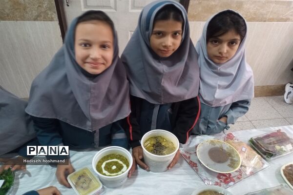 جشنواره غذای سالم در خلیل آباد