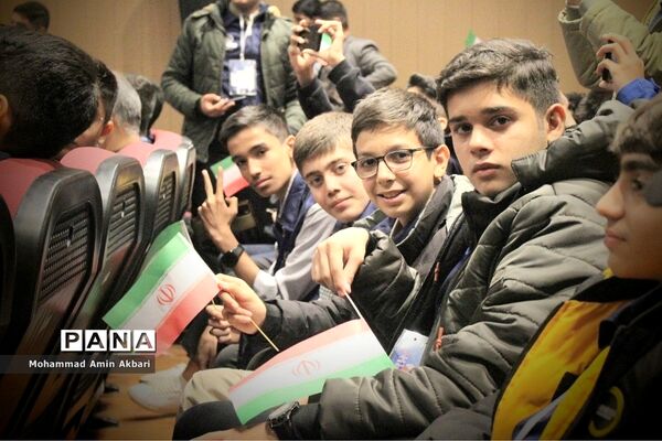 حضور پسران خبرنگار پانا شهرستان‌های تهران در اردوی ملی آموزش دانش‌آموز خبرنگاران