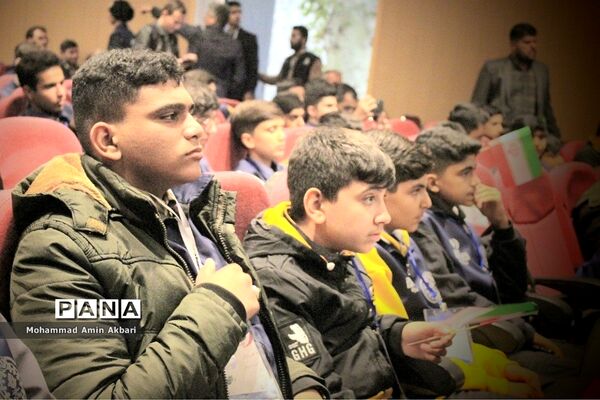 حضور پسران خبرنگار پانا شهرستان‌های تهران در اردوی ملی آموزش دانش‌آموز خبرنگاران
