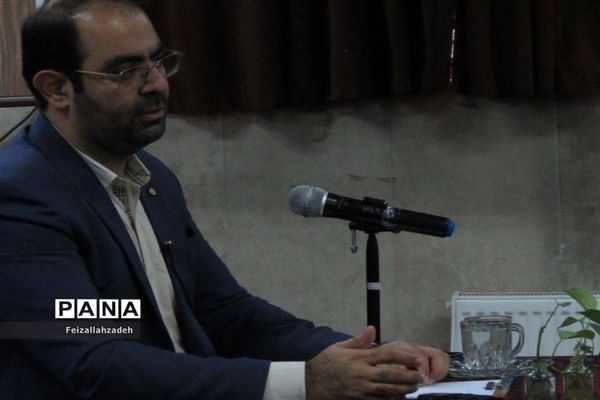 هفتمین جلسه سوم شخص جمع در دبیرستان علامه حلی ۱۰