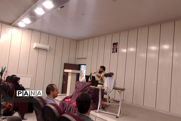 برگزاری کارگاه سواد رسانه و جنگ شناختی در آموزش و پرورش رودهن