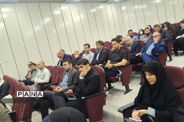 برگزاری کارگاه سواد رسانه و جنگ شناختی در آموزش و پرورش رودهن