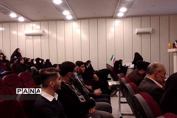 برگزاری کارگاه سواد رسانه و جنگ شناختی در آموزش و پرورش رودهن