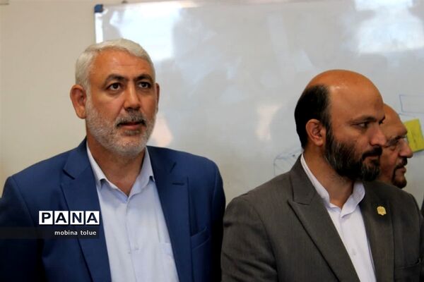 افتتاح هنرستان خیرساز کریمی زندی در ناحیه یک بهارستان