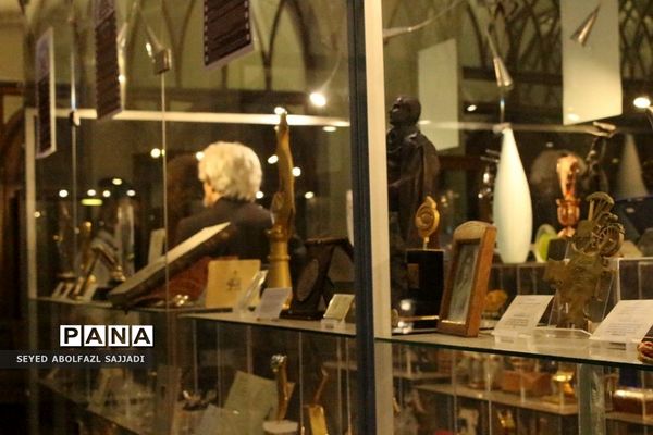 بازدید دانش‌آموز خبرنگاران پسر پانا از موزه سینما