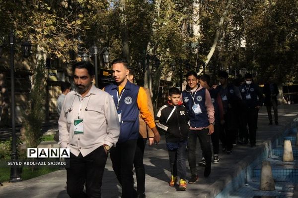 بازدید دانش‌آموز خبرنگاران پسر پانا از موزه سینما