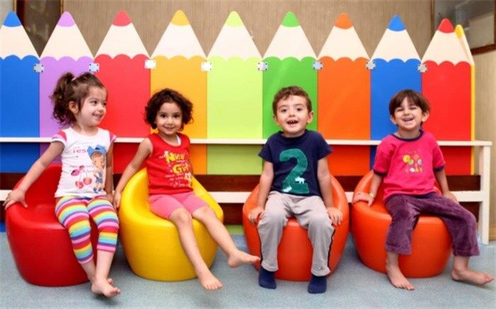 ‌آموزش زبان‌های خارجی در مهدکودک و دبستان مجاز است؟